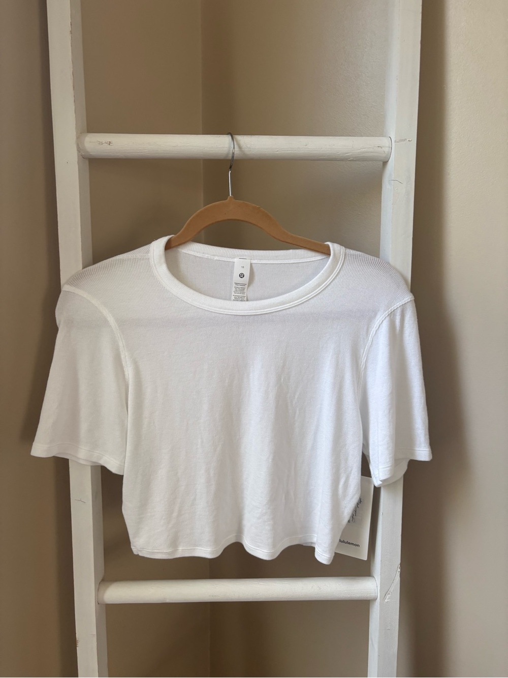 lululemon hold tight top